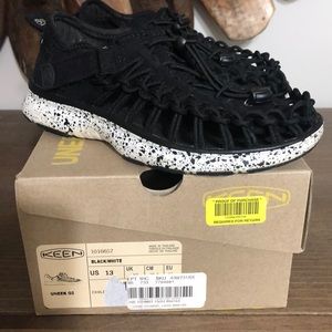 Kids Keen water shoes